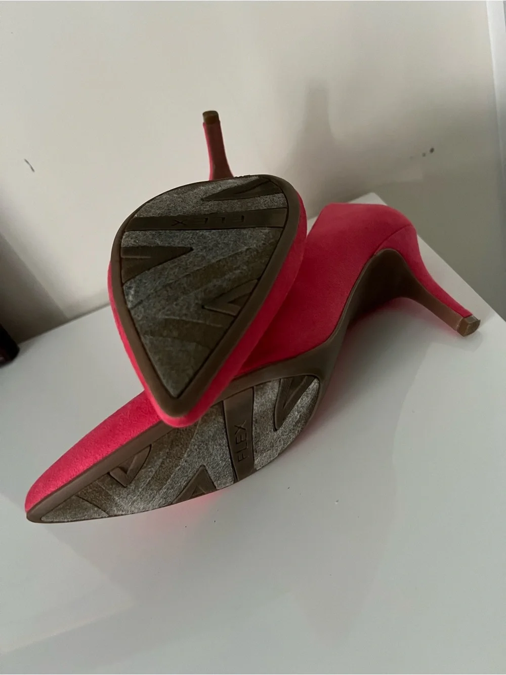 Life Stride Coral Pointed Toe Pumps - Picture 3 of 4